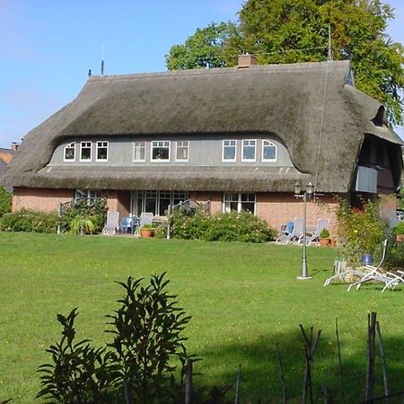 Ferienwohnung Nr 02 Og Spitzboden Born Buitenkant foto