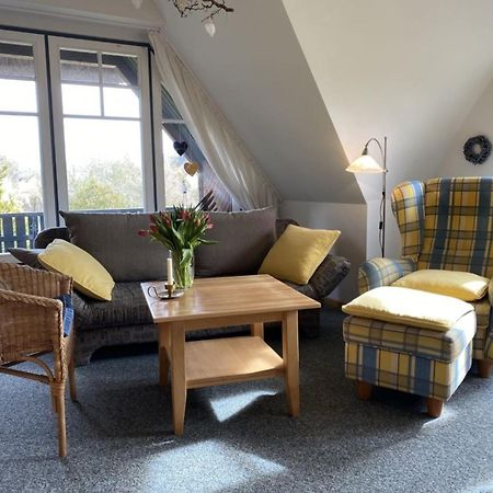 Ferienwohnung Nr 02 Og Spitzboden Born Buitenkant foto