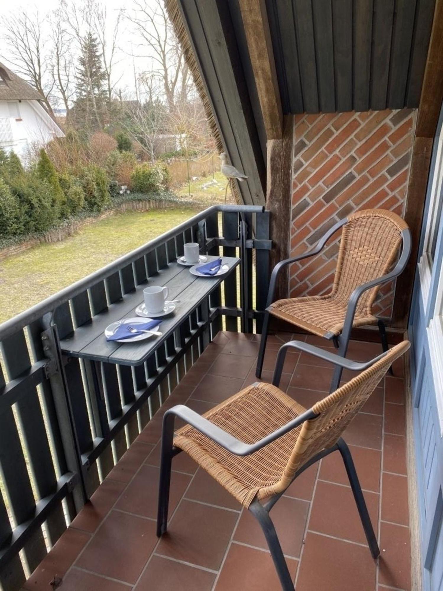 Ferienwohnung Nr 02 Og Spitzboden Born Buitenkant foto