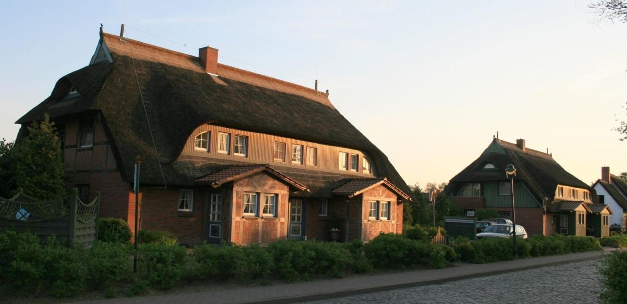 Ferienwohnung Nr 02 Og Spitzboden Born Buitenkant foto