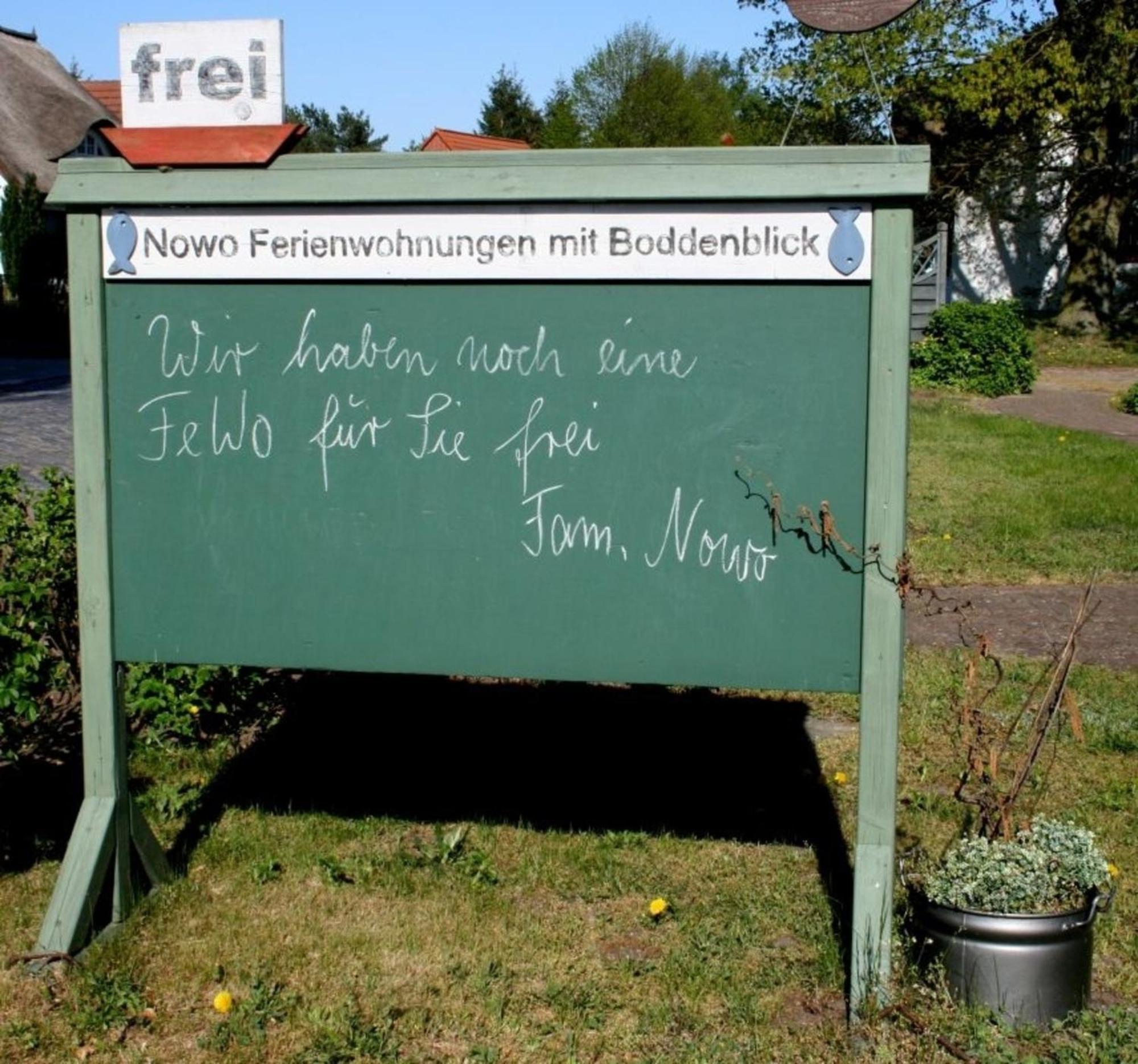 Ferienwohnung Nr 02 Og Spitzboden Born Buitenkant foto